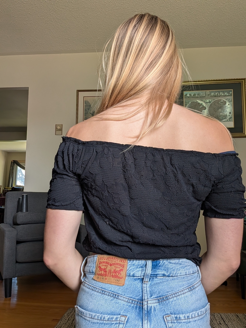 Black Off-Shoulder Lace Women's Top - Picture 2 of 2